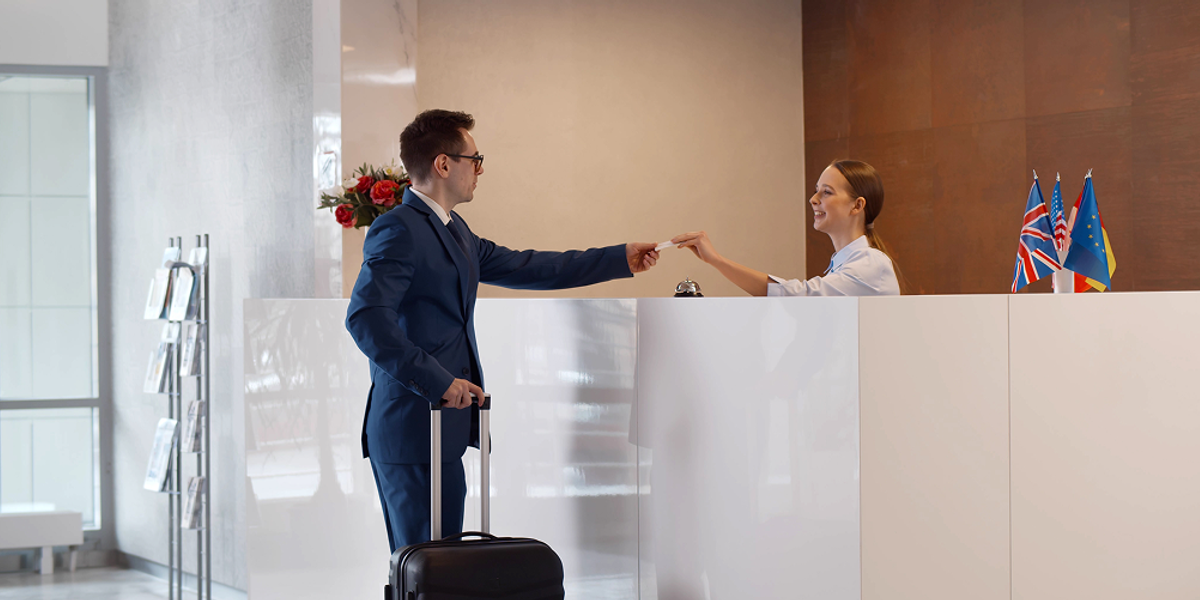 Touchscreen-Monitore für Hotels und Gastronomie